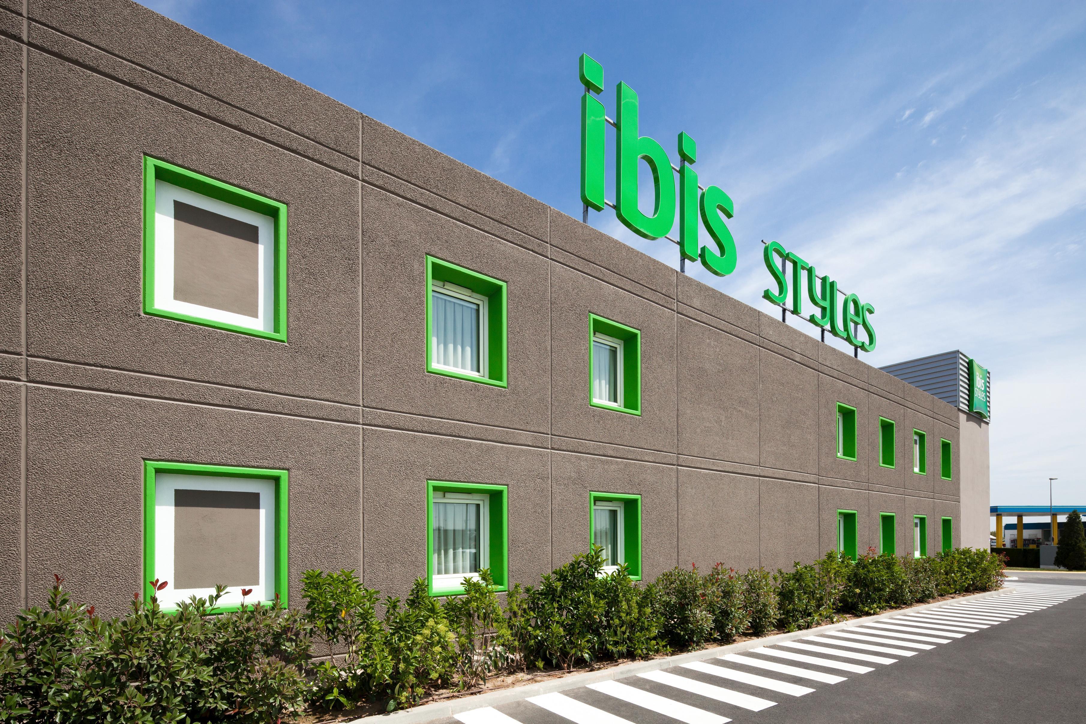 Hotel Ibis Styles Lleida Torrefarrera Kültér fotó